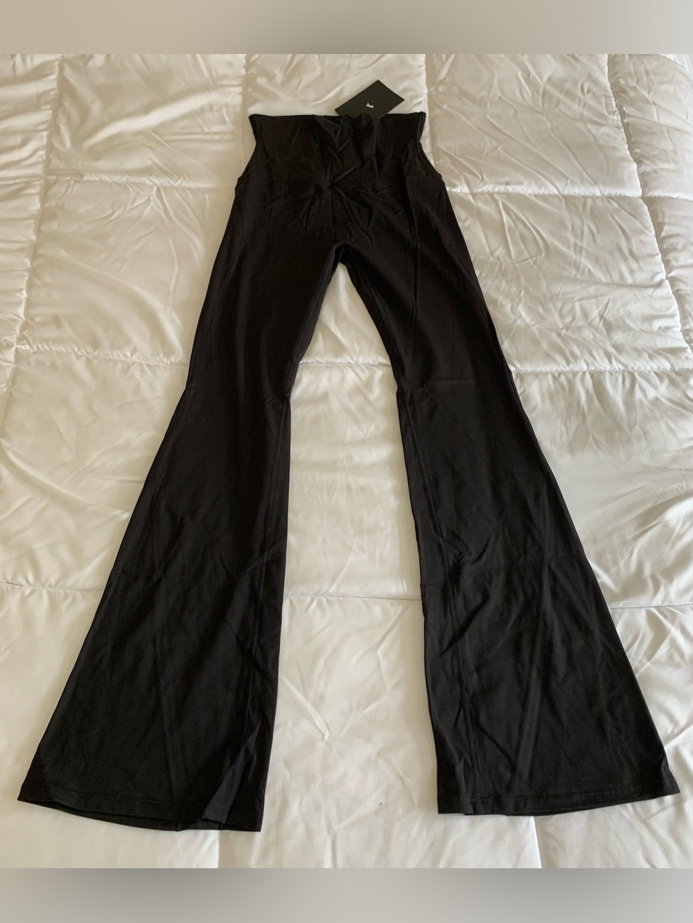 New Alphalete WOMEN'S AURA FOLDOVER FLARE Size M